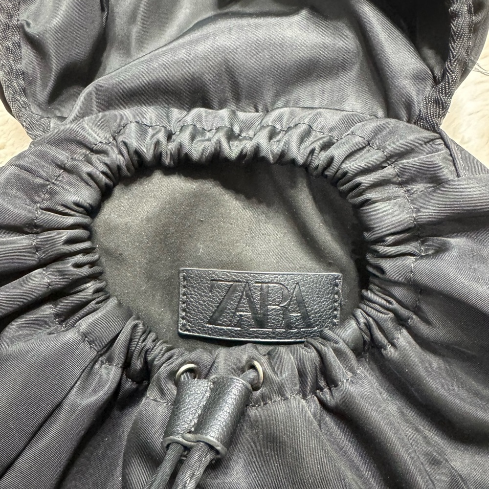 Zara Women’s Stylish Black Backpack with Phone case - Picture 5 of 9